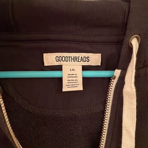 Size large black good threads zip up jacket. - Picture 2 of 3